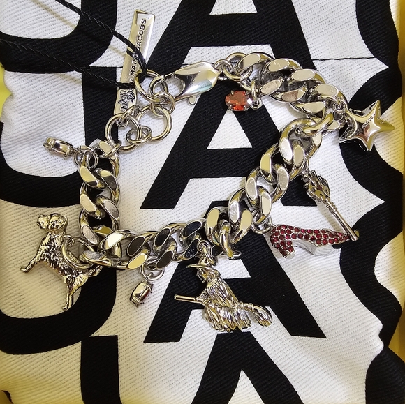 🎉🎉HOST PICK🎉🎉New Marc JacobsXWizard Of Oz / The Wizard Of Oz Charm Bracelet - Picture 2 of 6